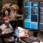 программист